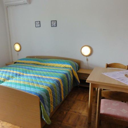 Nice&cozy Apartment Ferry in Medulin Exterior foto
