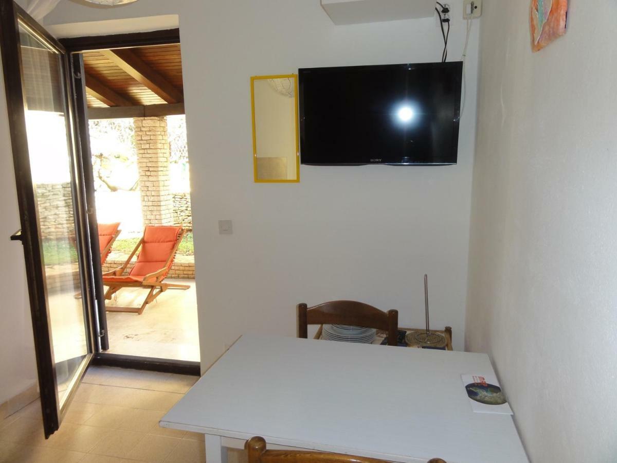 Nice&cozy Apartment Ferry in Medulin Exterior foto